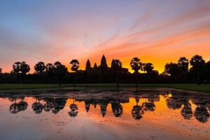 2-Day Angkor Wat Tour with Banteay Srei and Floating Village - Day 2: Angkor Wat Sunrise, Ta Prohm’s Roots, and the Pre Rup to Preah Khan Circuit