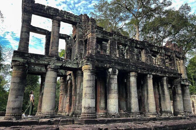 2-Day Angkor Wat Tour with Banteay Srei and Floating Village - Price and Tickets: What You’re Paying For (and What You’ll Pay Separately)