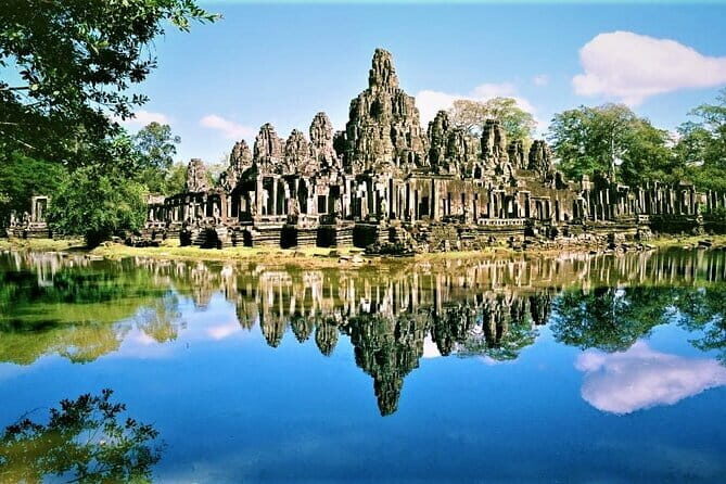 2 Day Cambodia Private Guided Tour in Angkor Temples - Day 2: Pink carvings, outer-circuit temples, and a snack stop