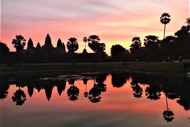 2 Days Exclusive Temple Highlights with Sunset and Sunrise Tour - Private vs small-group: which sunset plan suits your style