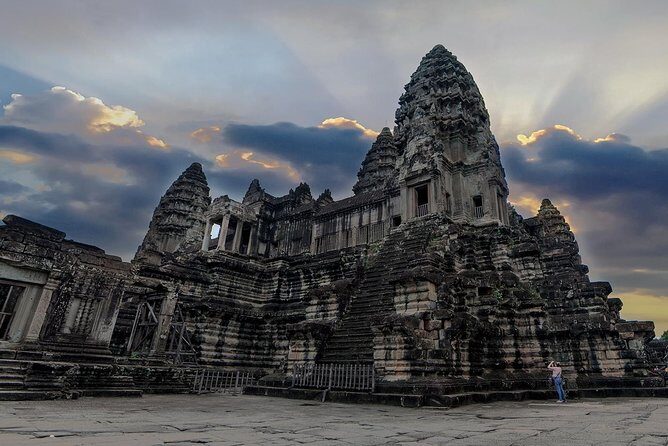 3-Day Angkor Wat & All Interesting Major Temples & Kulen Mount Waterfall - Price and logistics: what this tour really costs you