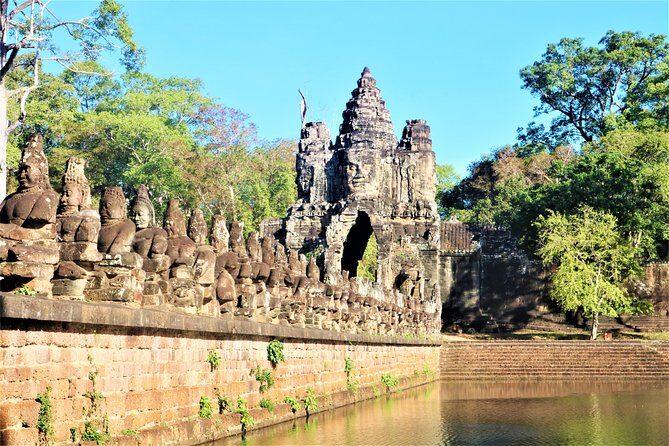 3 Days Siem Reap Explorer - Small Group - Phare Circus vs Kampong Phluk: how the tour adapts by season