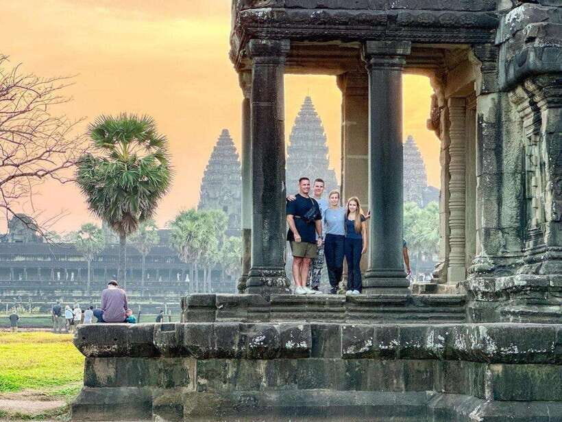 Angkor Wat 1 Day with Sunrise Combined tour with (Tuk Tuk) - Temple Pass and Hotel Breakfast Boxes: The Practical Setup