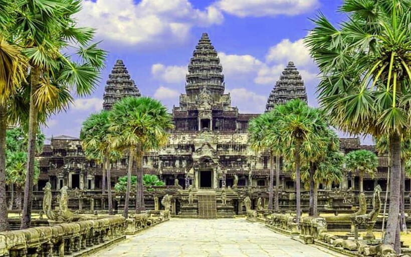 Angkor Wat: Full-Day Guided Sunset Tour - Angkor Wat: the Vishnu temple that sets the tone