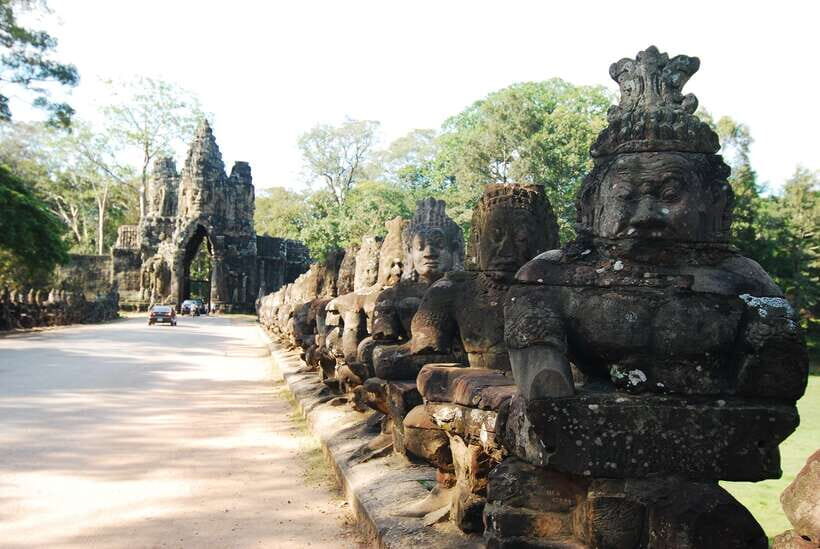 Angkor Wat Full-Day Private Tour with Sunset - Temple Rules, Clothing, and a Day That’s Mostly Walking