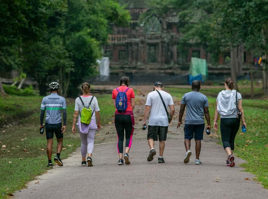 Angkor Wat: Guided Sunrise Bike Tour w/ Breakfast and Lunch - Lunch and the end-of-day reset