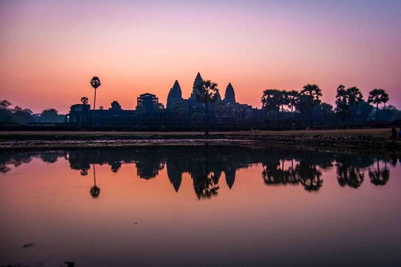 Angkor Wat: Highlights and Sunrise Guided Tour - Why Angkor Wat Sunrise Beats the Usual Late-Morning Rush