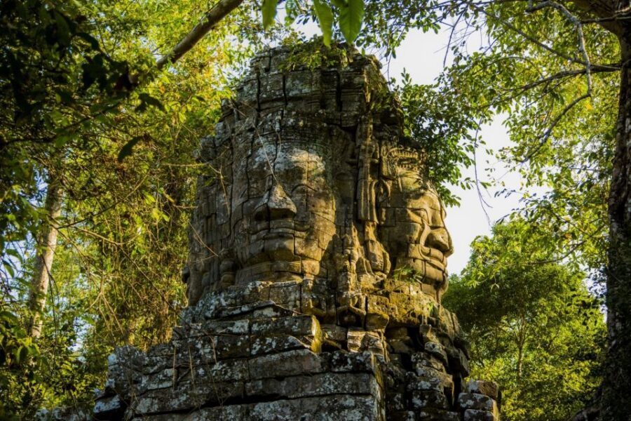 Angkor Wat in a vintage Jeep with driver - jeep rental - The Angkor Small Circuit: Picking Temples Without Overcomplicating It