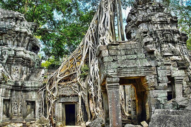 Angkor Wat Small-Group Exploration with Expert Guide - Stop 1: Angkor Wat—where your day either clicks or drags