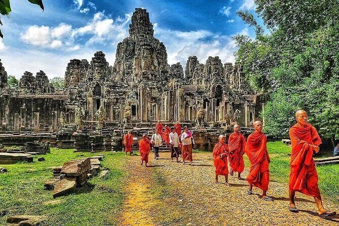 Angkor Wat Sunrise: Exclusive Private Tour! - Banteay Kdei: Monk Cells and the Silk Cotton Roots