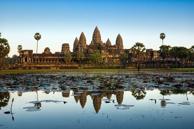 Angkor Wat: Sunrise or Sunset Tours with Tuk Tuk - Key points at a glance