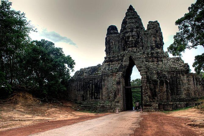 Angkor Wat Sunrise Tour - Packing List That Matches This Temple Schedule