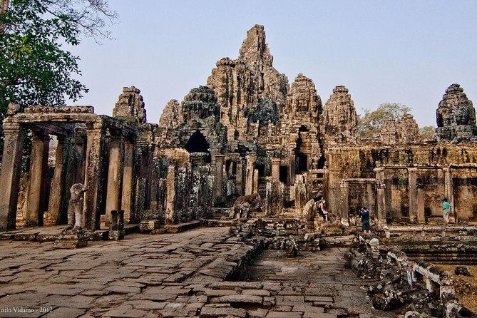 Angkor Wat Sunset Tour - Angkor Thom and Bayon: the royal city feeling in one stretch