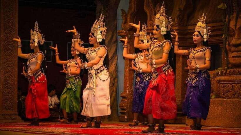 Apsara Theater Performance include dinner & Hotel pick up - The Apsara Performance: Classical Movements, Folk Flavor, and Stage Intimacy