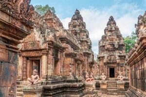 Banteay Srei and Grand Circuit Heritage Tour from Siem Reap - Pre Rup: a Hindu state temple built for Rajendravarman