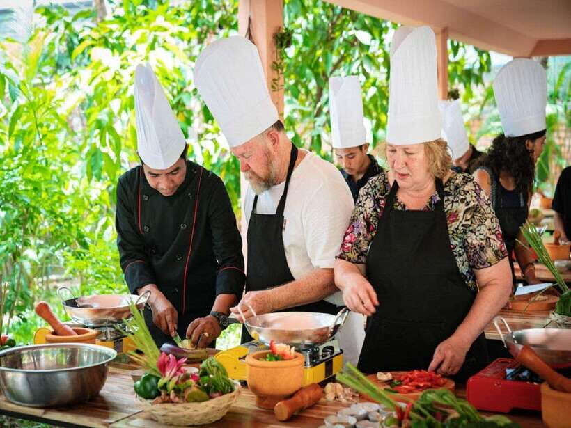 Cambodian Cooking Class - Shopping for your Fish Amok ingredients like a pro