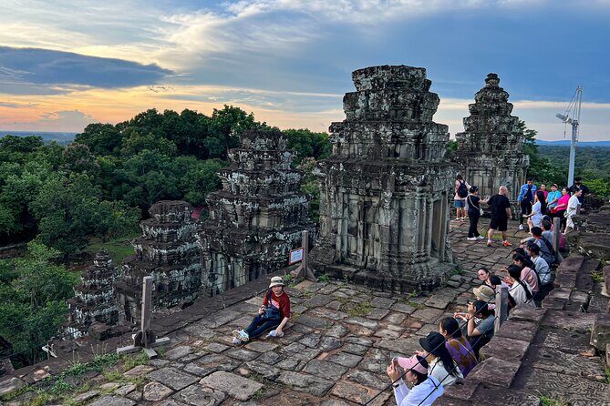 From Siem Reap: Angkor Wat and Floating Village 3-Day Trip - Day 2: Banteay Srei’s Detail, Beng Mealea’s Jungle Mood, and Bakong’s Early Temple Mountain
