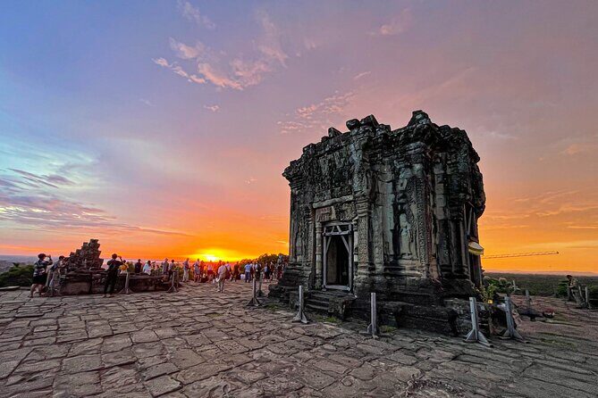 From Siem Reap: Angkor Wat and Floating Village 3-Day Trip - Day 3: Sunrise Waiting, Ta Prohm’s Jungle Roots, and the Temple Chain to Preah Khan