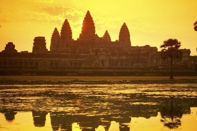 Full-Day Angkor Wat Sunrise Private Tour with Guide from Siem Reap - Why Angkor Wat Sunrise Feels Like a Once-in-a-Lifetime Moment