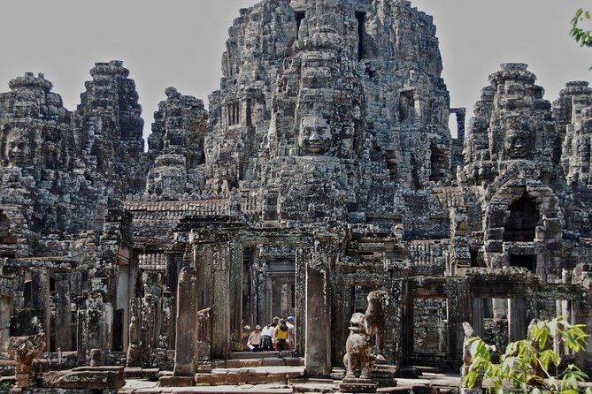 Full-Day Guided Sunset Tour of Angkor Wat - Phnom Bakheng Sunset: The Final Climb and Best-Guess Planning