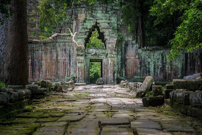 Full-Day Guided Sunset Tour of Angkor Wat - Pickup, Group Size, and the Pace You’ll Feel