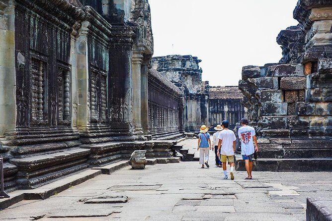 Full-Day Temples of Angkor Small Group Tour - Why the small group (and great guides) make this tour worth $19