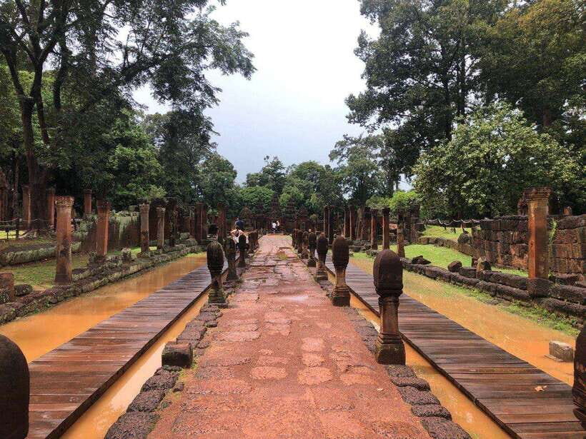 Full-Day Tour to Banteay Srey, Beng Melea & Kulen Mountain - Phnom Kulen National Park: reclining Buddha and the river of 1,000 lingas