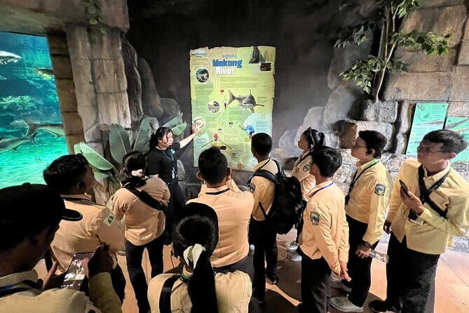 Half Day River Monster Tour with Private Guide in Siem Reap - Angkor Wildlife & Aquarium Turns Tonle Sap Into a Live Story