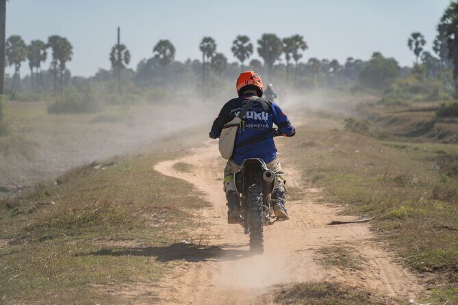 Half Day Siem Reap Off-Road Ride Tour - Stop 2 in Phnom Bok: what to expect moment to moment