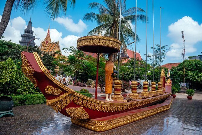 Highlights & Hidden Gems With Locals: Best of Siem Reap Private Tour - Sok Heng Drink Shop: The Included Snack That Grounds the Tour