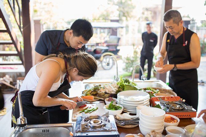 Khmer Cooking Class at a Local's Home in Krong Siem Reap - Getting There by Tuk-Tuk: Hotel Pickup and the Group Rhythm