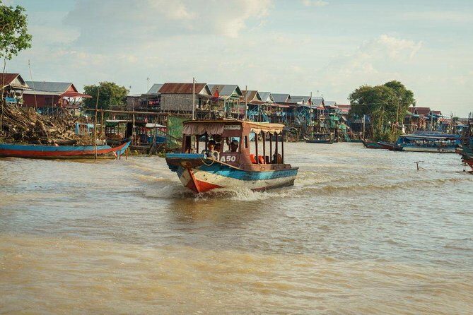 Kompong Khleang Floating Village Half-Day Private Tour - Guide-led learning: why names like Win and Tear keep coming up