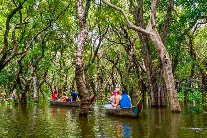 Kompong Phluk Floating village & Mangrove forest cruise - Tonlé Sap Great Lake: the one-hour lesson in scale