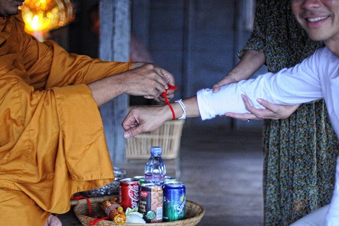 Monk Blessing Ceremony in Siem Reap - The guide makes or breaks it: English explanations, and names to remember
