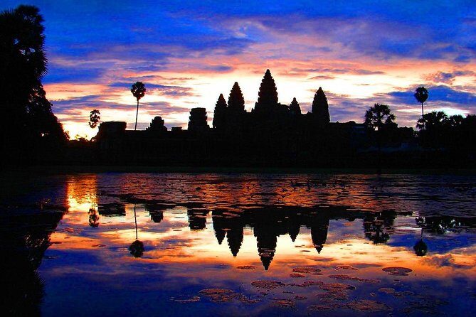 One Day tour with sunrise in car with A/C or Van & Guide. - Guides, photos, and the small comforts that matter at Angkor
