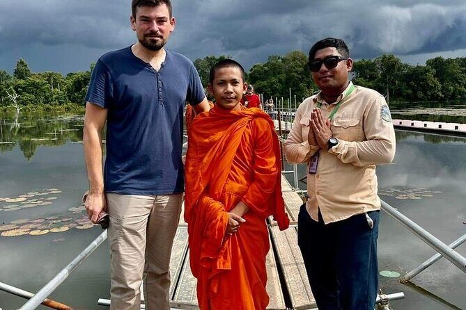 One Full Day Private tour of Angkor Wat, Ta Prohm, Angkor Thom & Banteay Srie - How this private Angkor route makes sense for real life