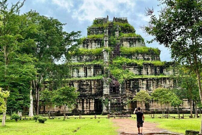 Preah Vihear temple - Koh Ker & Other temple with Small Group - Prasat Kraham, Andong Kuk, and Prasat Pram: the quieter stops
