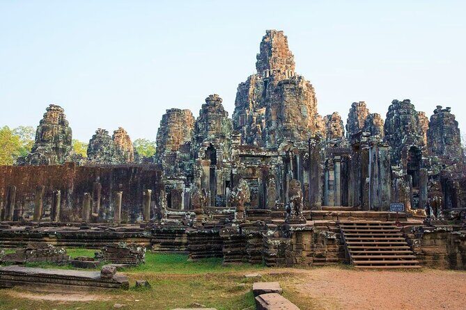 Private 2 Days Angkor Wat Sunrise and Discover all Major Temples - Day 1: Angkor Wat sunrise and the Angkor Thom power circuit