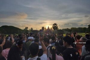 Private Angkor Sunrise Guided Tour - Angkor Wat sunrise: the big moment, with weather as the wildcard