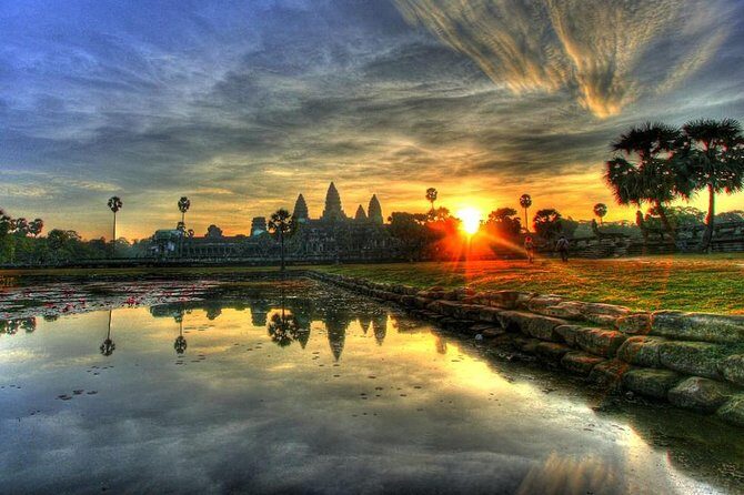 Private Angkor Sunrise Guided Tour - Breakfast at Srah Srang: make the long morning easier