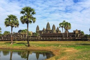 Private: Angkor Wat Full Day Guided Visit - A 7:30 am start you’ll feel in your bones