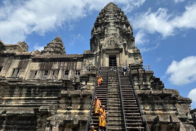 Private Angkor Wat Sunrise Tour with Lunch Included - Why Angkor Wat sunrise starts at 4:30am