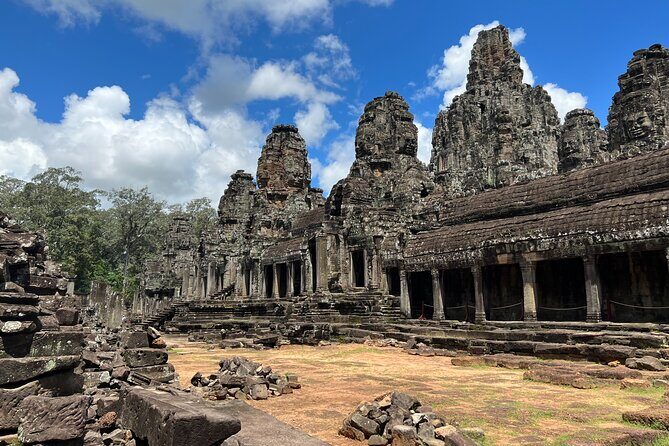 Private Angkor Wat Sunrise Tour with Lunch Included - Bayon Temple: face towers and the Hindu–Buddhist blend