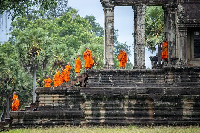 Private Angkor Wat Tour & Angkor Park/Heritage With Local Guide - Ta Prohm: The Jungle Ruins Stop (and Why Your Timing Matters)