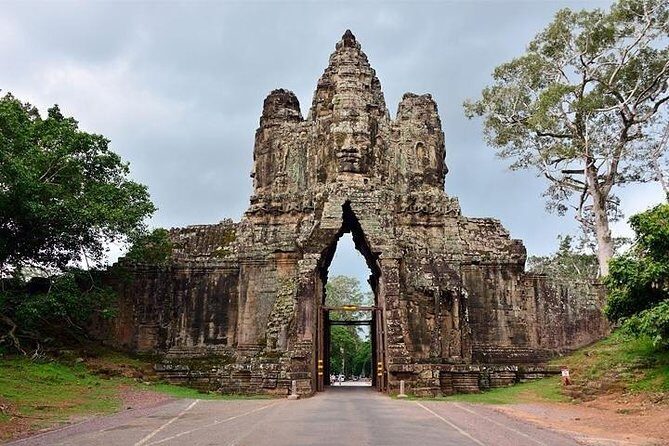 Private Angkor Wat Tour from Siem Reap - Getting to the Angkor sites: the comfort factor
