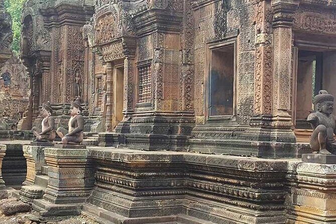 Private Day Angkor Wat Temple and Banteay Srei Temple Tour - How this 8.5-hour private route keeps Angkor from feeling like a blur