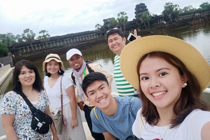 Private Tour Angkor Wat - Ta Prohm’s Tree Roots and the Dramatic Jungle Look