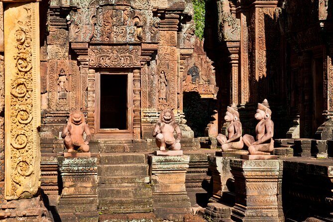 Private Transfer : Siem Reap ↔ Battambang - Optional English-speaking guide: worth it if you like meaning, not just photos