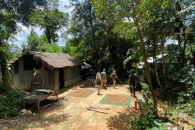 Private Vehicle - Kulen Waterfall and 1000 Lingas - River of a Thousand Lingas: Sacred Carvings and Holy Water Moments