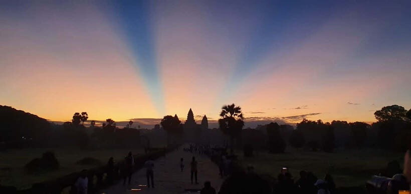 Seat-In-Coach: Small Circuit tour with Sunrise at Angkor Wat - Quick Take: Why This 7-Hour Circuit Works